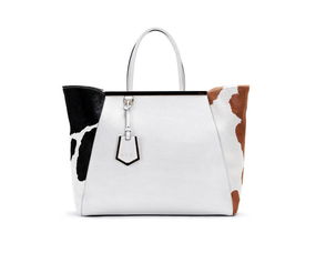 Fendi 2012年 2Jours手袋 以线条诠释经典，优雅升级